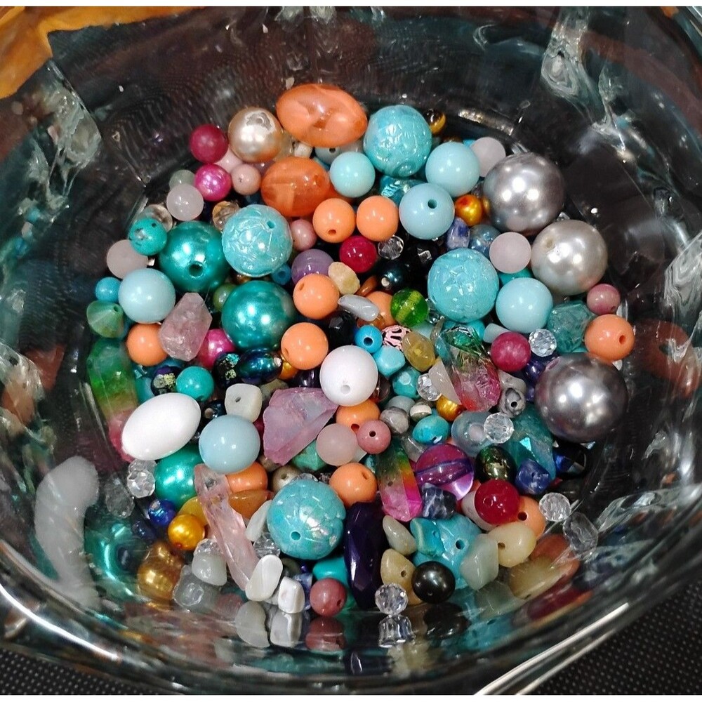 1lb Misc Crafting Beads